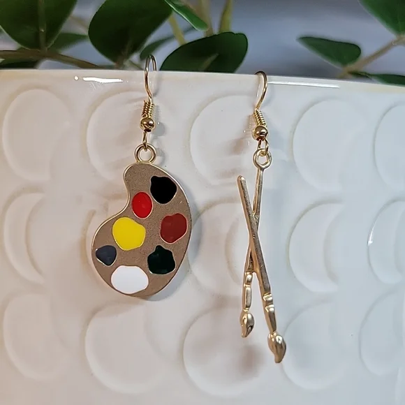 Painter's Palette Drop Earrings - Picture 5 of 6